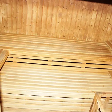 Hagebutze Mit Sauna Und Schwimmbad Apartment *