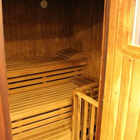 Hagebutze Mit Sauna Und Schwimmbad Apartment